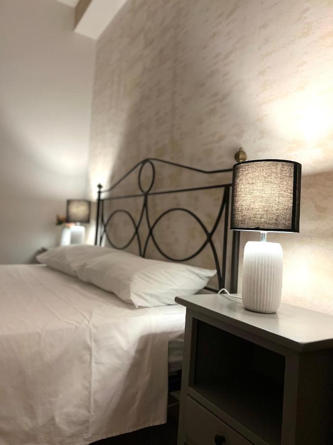 Casa Vacanze "Sautufao" Santa Venerina Extérieur photo