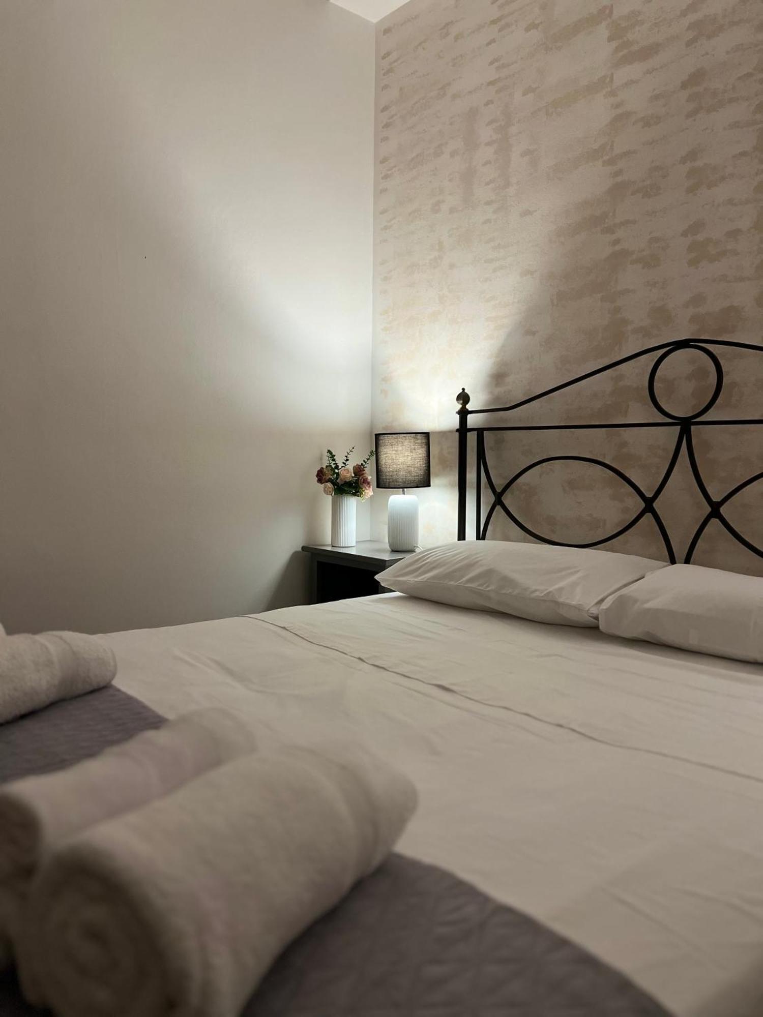 Casa Vacanze "Sautufao" Santa Venerina Extérieur photo