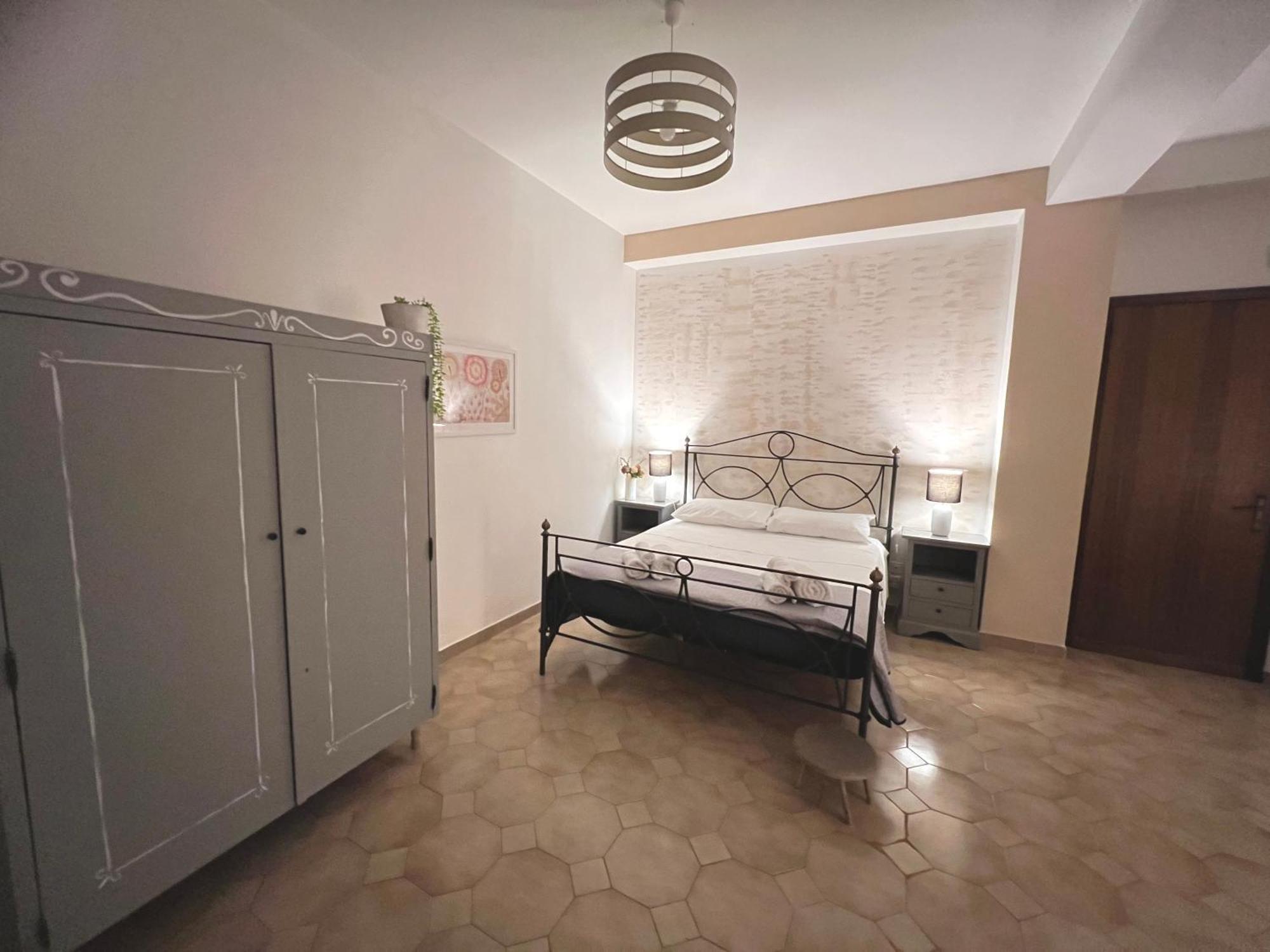 Casa Vacanze "Sautufao" Santa Venerina Extérieur photo